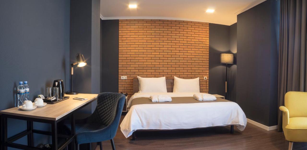 Bricks Hotel Tbilisi Exterior photo
